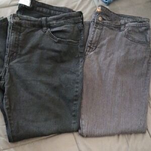 Stylish Men's Slim Jeans in Black and Gray